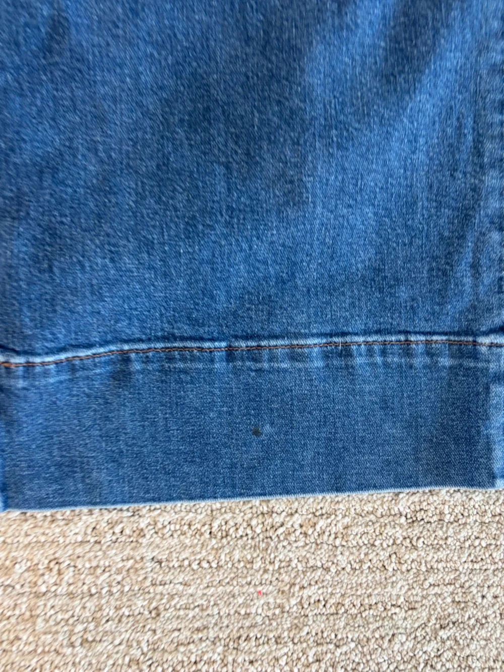 Popular “The Wide Leg “ Cropped Sailor Jeans by ANN TAYLOR. Size 12 - Picture 9 of 10